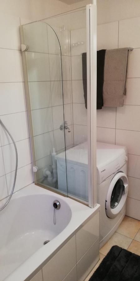 Ferienwohnung Sonnwald Дюссельдорф Екстер'єр фото